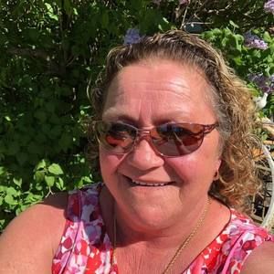 Meet your Posher, Sharon